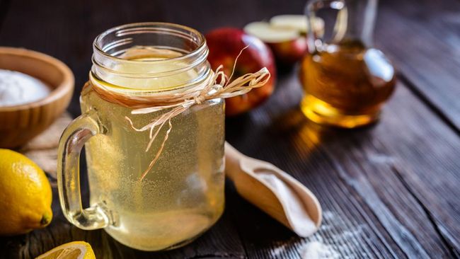 Benarkah Cuka Apel hingga Air Lemon Ampuh Atasi Kolesterol dan Asam Urat?